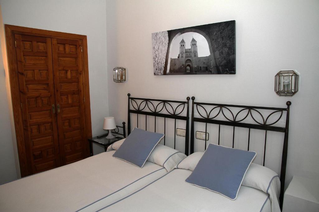 Hostal La Posada De Zocodover Toledo Exterior foto